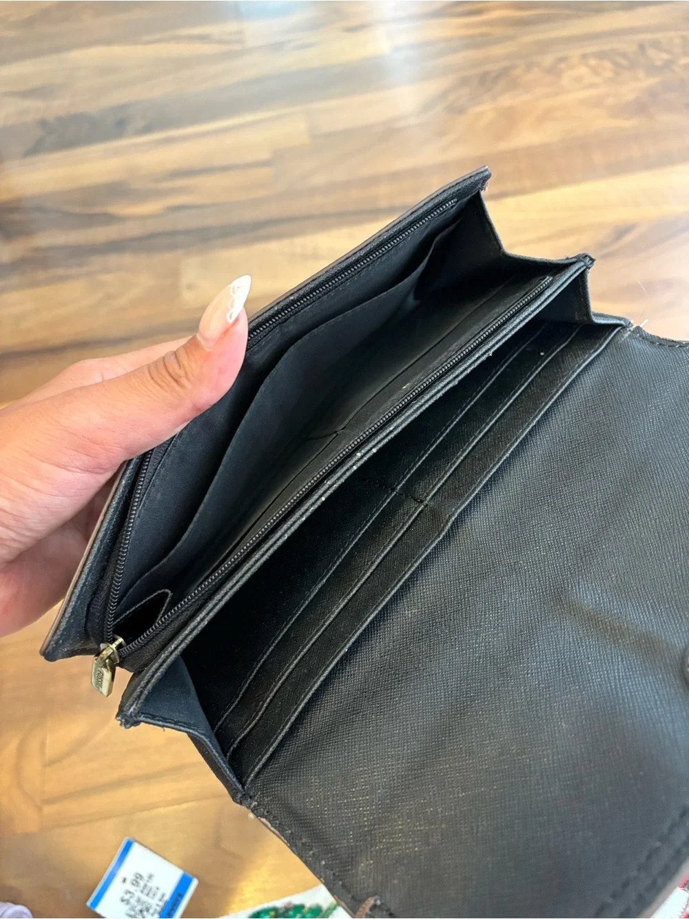 Fossil Cleo Flap Clutch Leather wallet Black